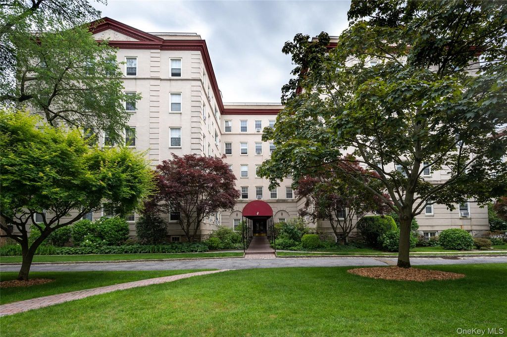 4 Park Lane 2C, Mount Vernon, NY 10552