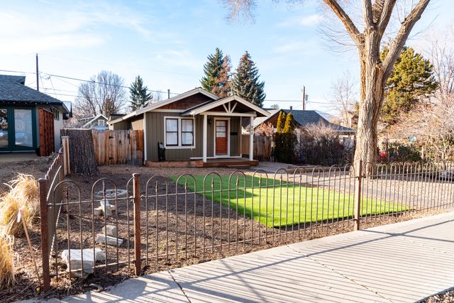 605 NW Delaware Avenue, Bend, OR 97703