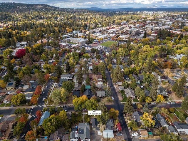 605 NW Delaware Avenue, Bend, OR 97703