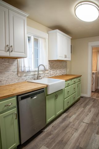605 NW Delaware Avenue, Bend, OR 97703