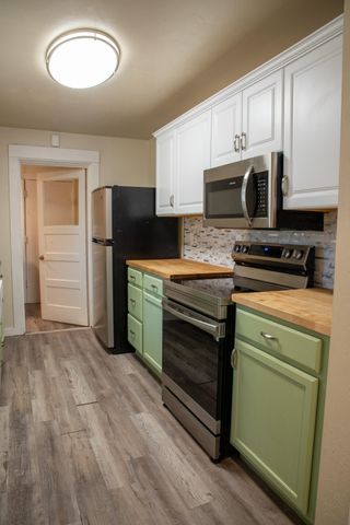 605 NW Delaware Avenue, Bend, OR 97703