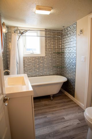 605 NW Delaware Avenue, Bend, OR 97703