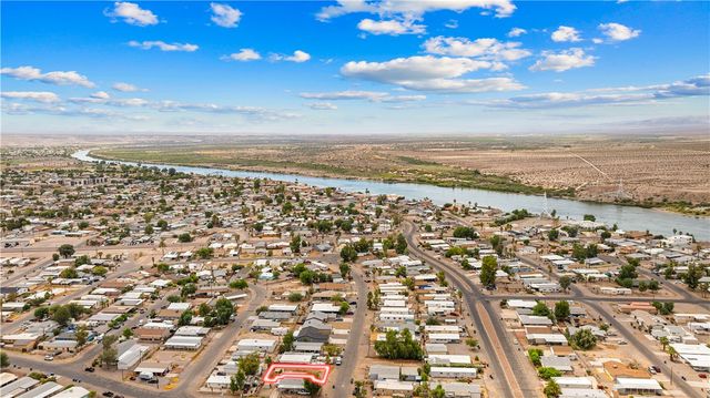 1926 W Riverbend Circle, Bullhead City, AZ 86442