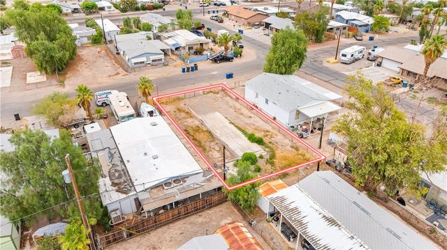 1926 W Riverbend Circle, Bullhead City, AZ 86442