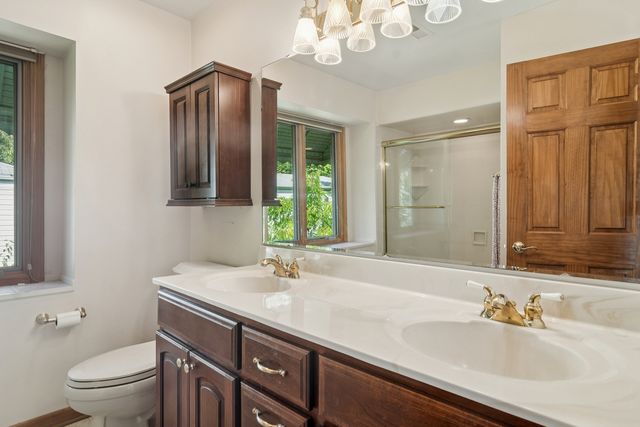 24013 N Forest Drive, Lake Zurich, IL 60047