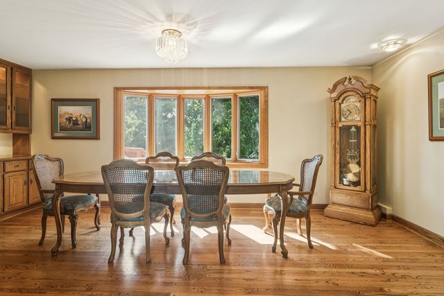 24013 N Forest Drive, Lake Zurich, IL 60047