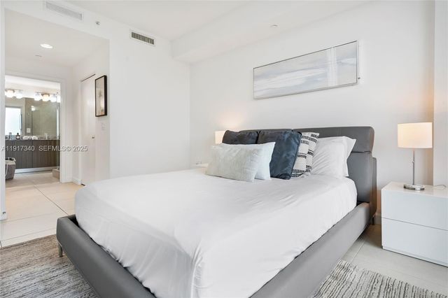 5350 NW 84th Ave 909, Doral, FL 33166