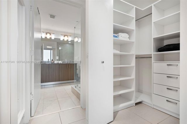 5350 NW 84th Ave 909, Doral, FL 33166