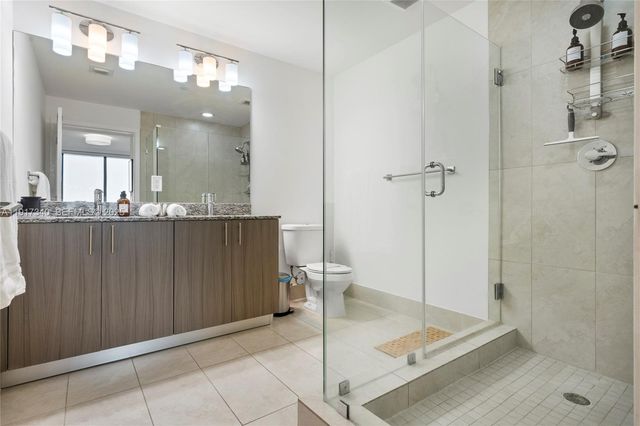 5350 NW 84th Ave 909, Doral, FL 33166