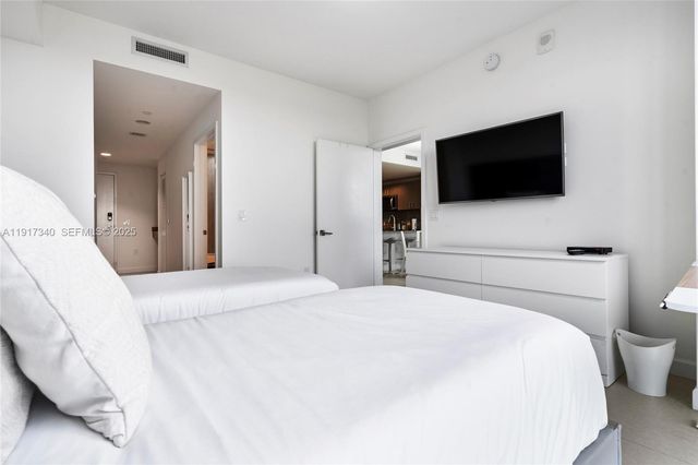 5350 NW 84th Ave 909, Doral, FL 33166