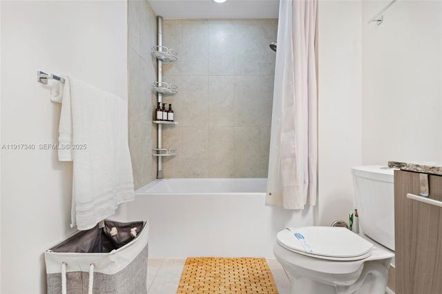 5350 NW 84th Ave 909, Doral, FL 33166