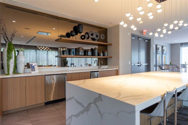 5350 NW 84th Ave 909, Doral, FL 33166