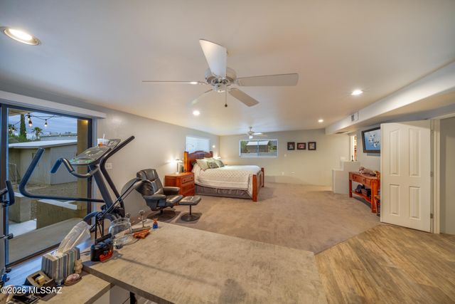 7049 N Magic Lane, Tucson, AZ 85704