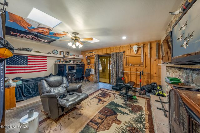 7049 N Magic Lane, Tucson, AZ 85704