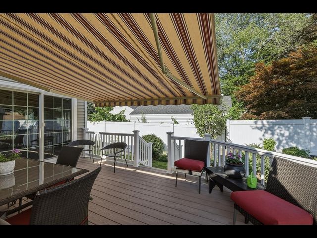36 Helen Cir, East Longmeadow, MA 01028