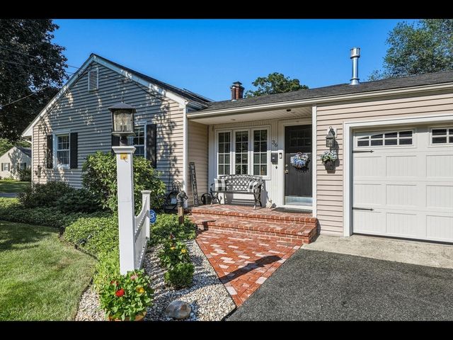 36 Helen Cir, East Longmeadow, MA 01028