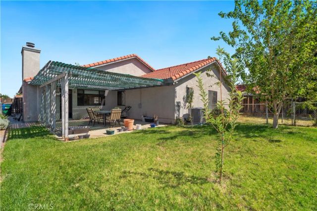 1558 Crestview Court, Lancaster, CA 93535