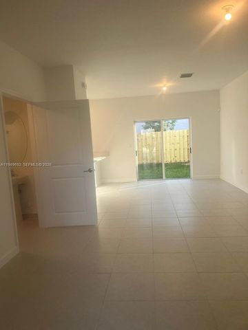 2624 SE 10th St 0, Homestead, FL 33035