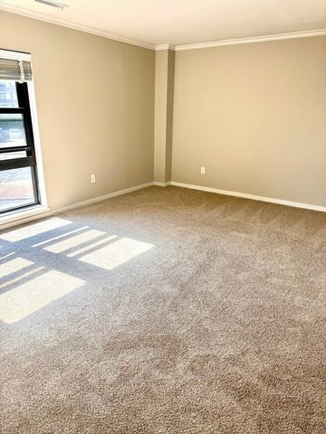 1 Seal Harbor Rd 215, Winthrop, MA 02152