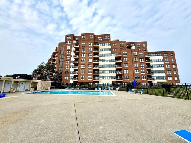 1 Seal Harbor Rd 215, Winthrop, MA 02152