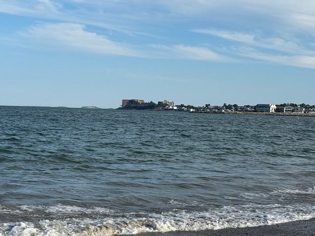 1 Seal Harbor Rd 215, Winthrop, MA 02152