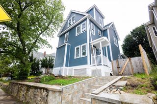 823 Broadway, Everett, MA 02149