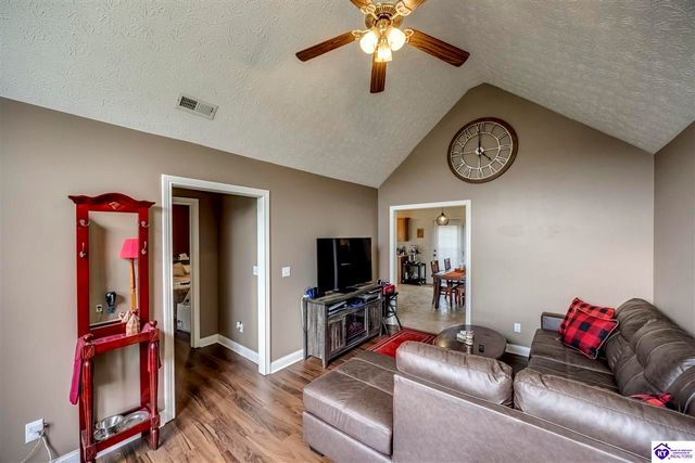 110 Tulip Drive, Bardstown, KY 40004