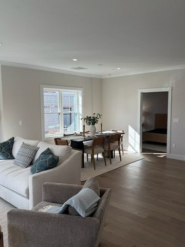 55 Pointe Place 201, Dover, NH 03820