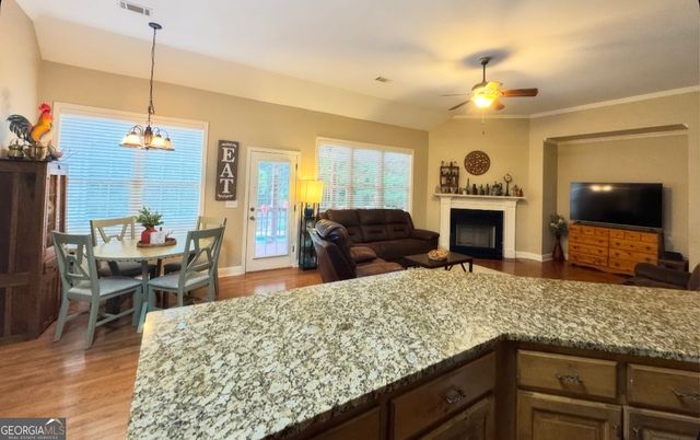 114 Overland Way, Gray, GA 31032