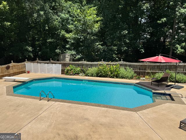 114 Overland Way, Gray, GA 31032