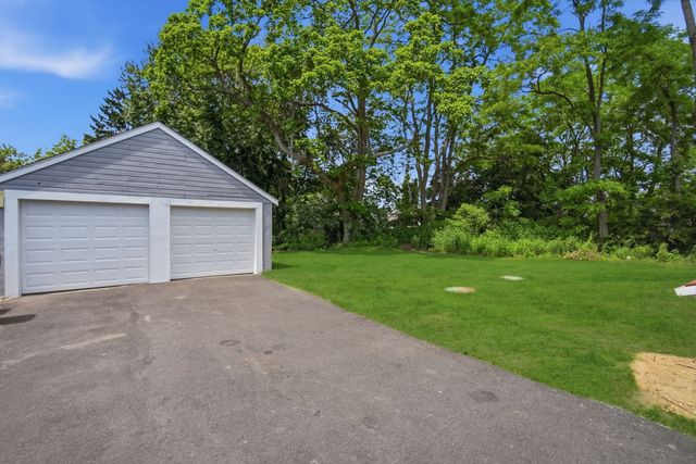 4 Wilson Str, Wilbraham, MA 01095