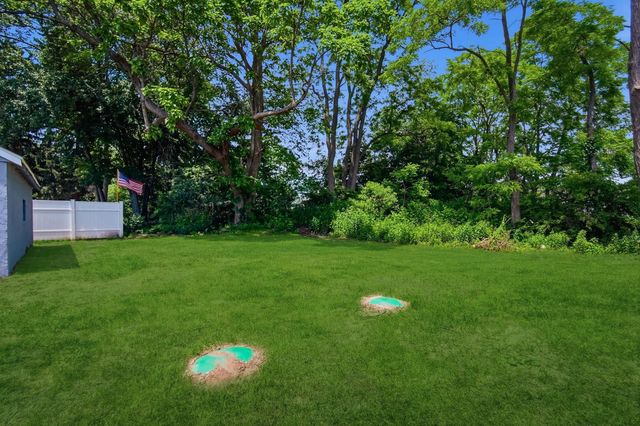 4 Wilson Str, Wilbraham, MA 01095