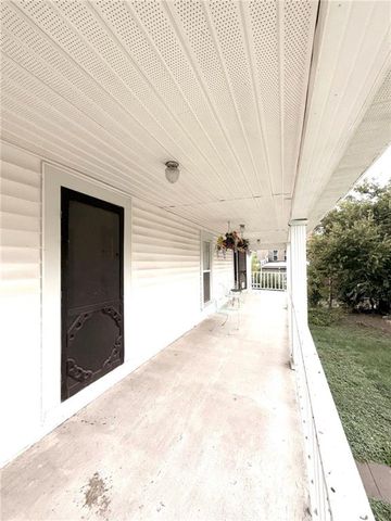 106 E Main Street, Jamesport, MO 64648