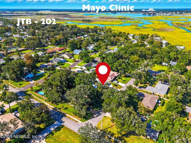 10 QUAIL Lane, Jacksonville Beach, FL 32250