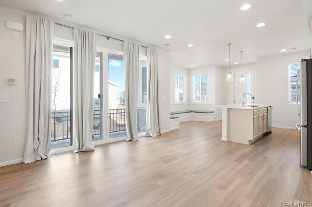 1675 S Andes Way, Aurora, CO 80017