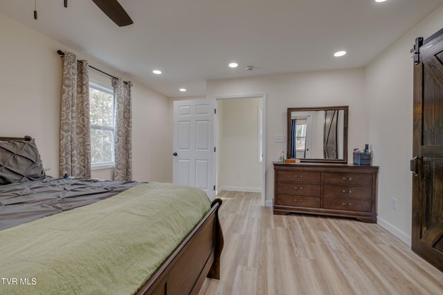 132 Shannon View Road, Gray, TN 37615