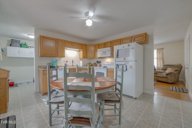 132 Shannon View Road, Gray, TN 37615