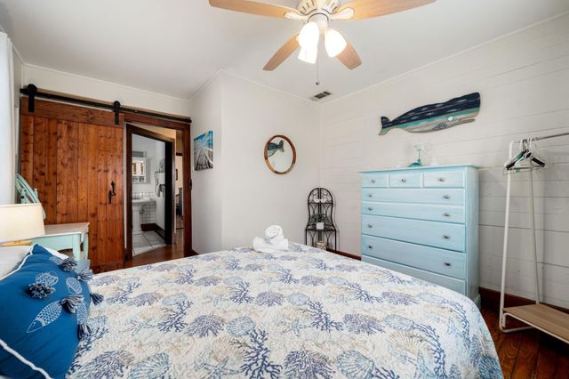 916 11th Street, Galveston, TX 77550