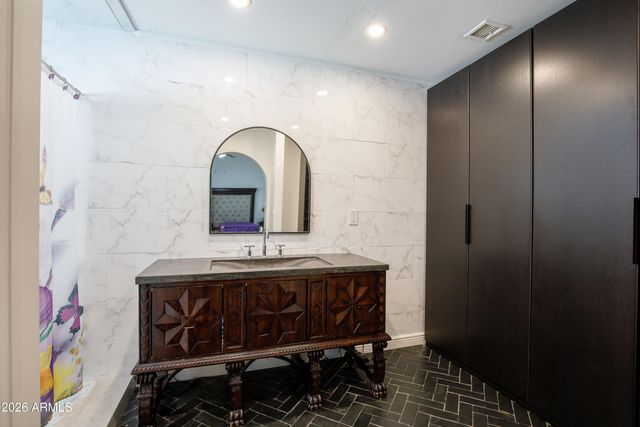 3752 E EMERALD Avenue, Mesa, AZ 85206