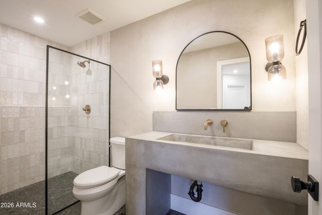 3752 E EMERALD Avenue, Mesa, AZ 85206