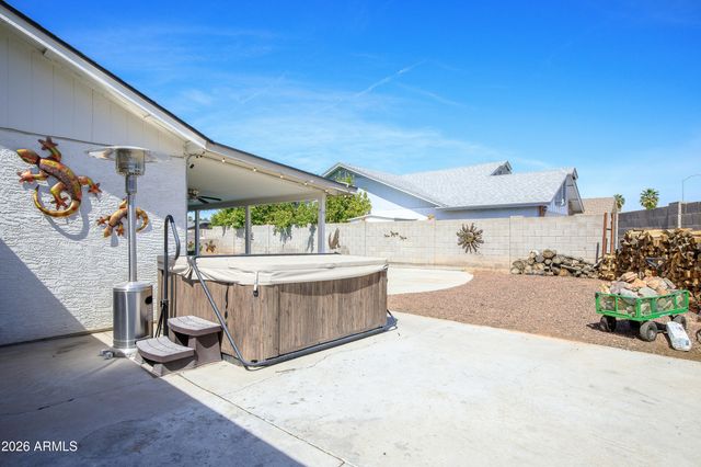 3752 E EMERALD Avenue, Mesa, AZ 85206