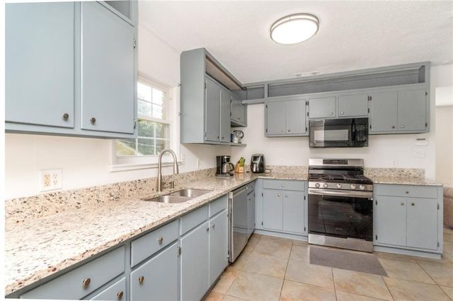 288 Mayflower Street, Mobile, AL 36609