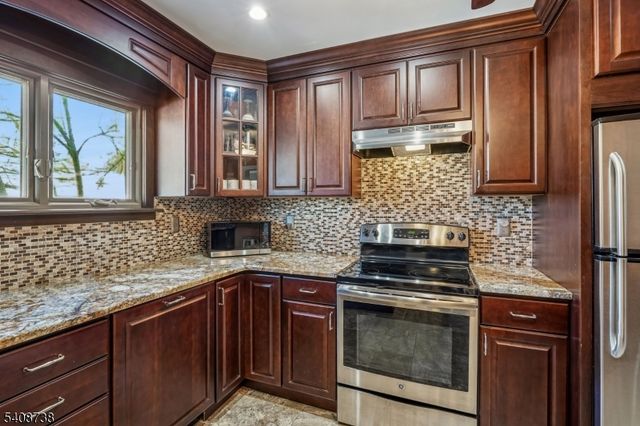 27 Espy Rd A7, Caldwell Boro Twp., NJ 07006