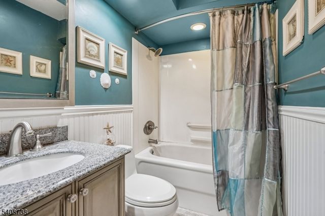 27 Espy Rd A7, Caldwell Boro Twp., NJ 07006