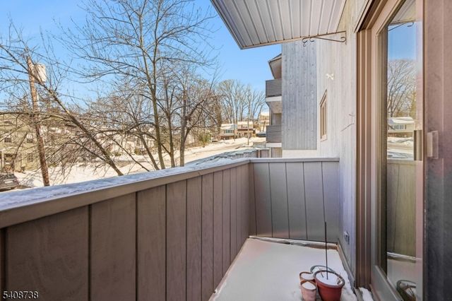 27 Espy Rd A7, Caldwell Boro Twp., NJ 07006