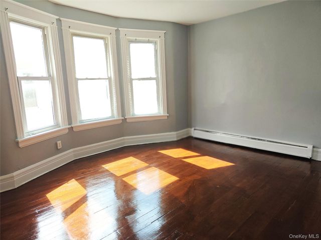 104 Winnikee Avenue 3, Poughkeepsie, NY 12601