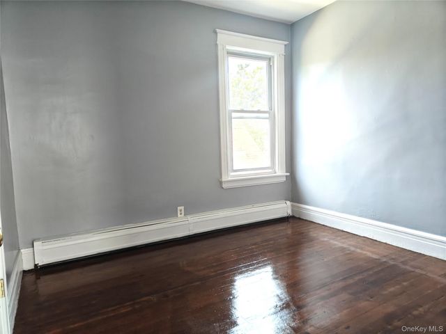 104 Winnikee Avenue 3, Poughkeepsie, NY 12601