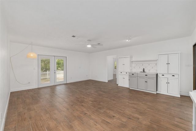 6242 NW 105TH AVENUE, Alachua, FL 32615