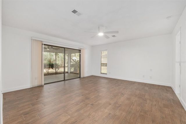 6242 NW 105TH AVENUE, Alachua, FL 32615