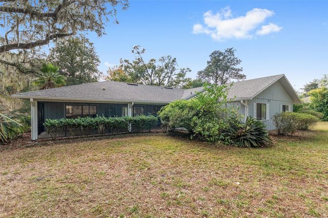 6242 NW 105TH AVENUE, Alachua, FL 32615